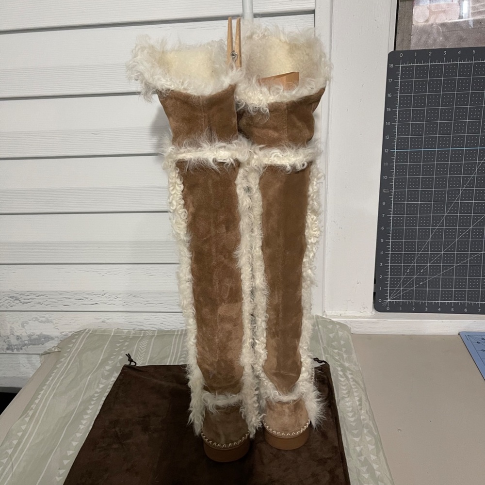 boots - Picture 4 of 6